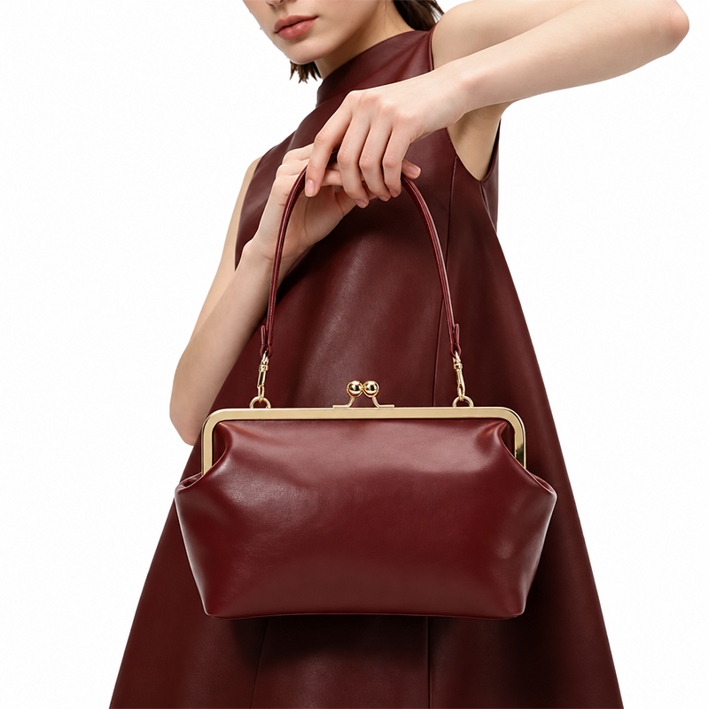 Lola Kiss-Lock Bag
