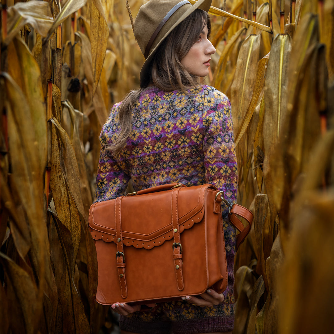 Trimmed #color_cognac