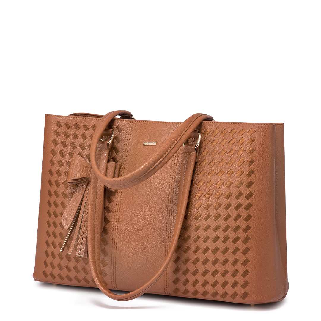 ava #color_brown
